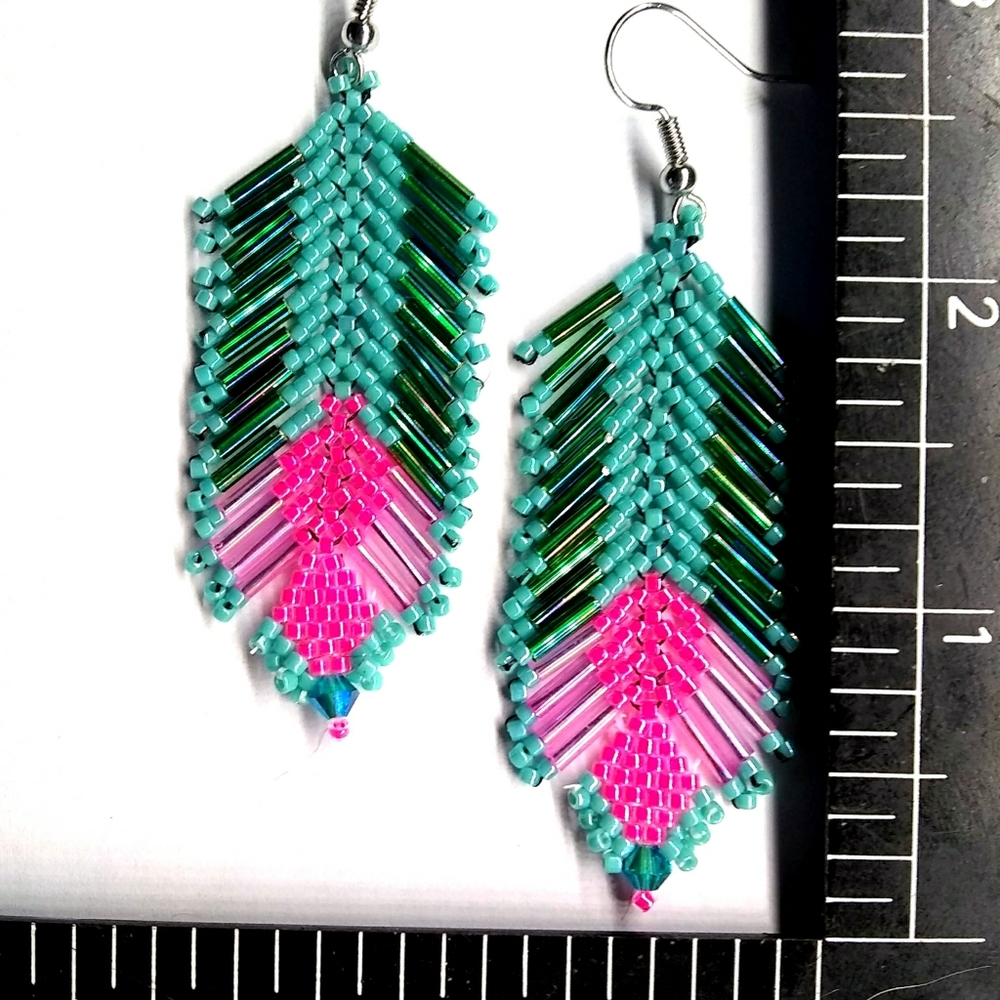 ⭐SOLD⭐ JRW Handmade Feather Earrings - Picture 5 of 8